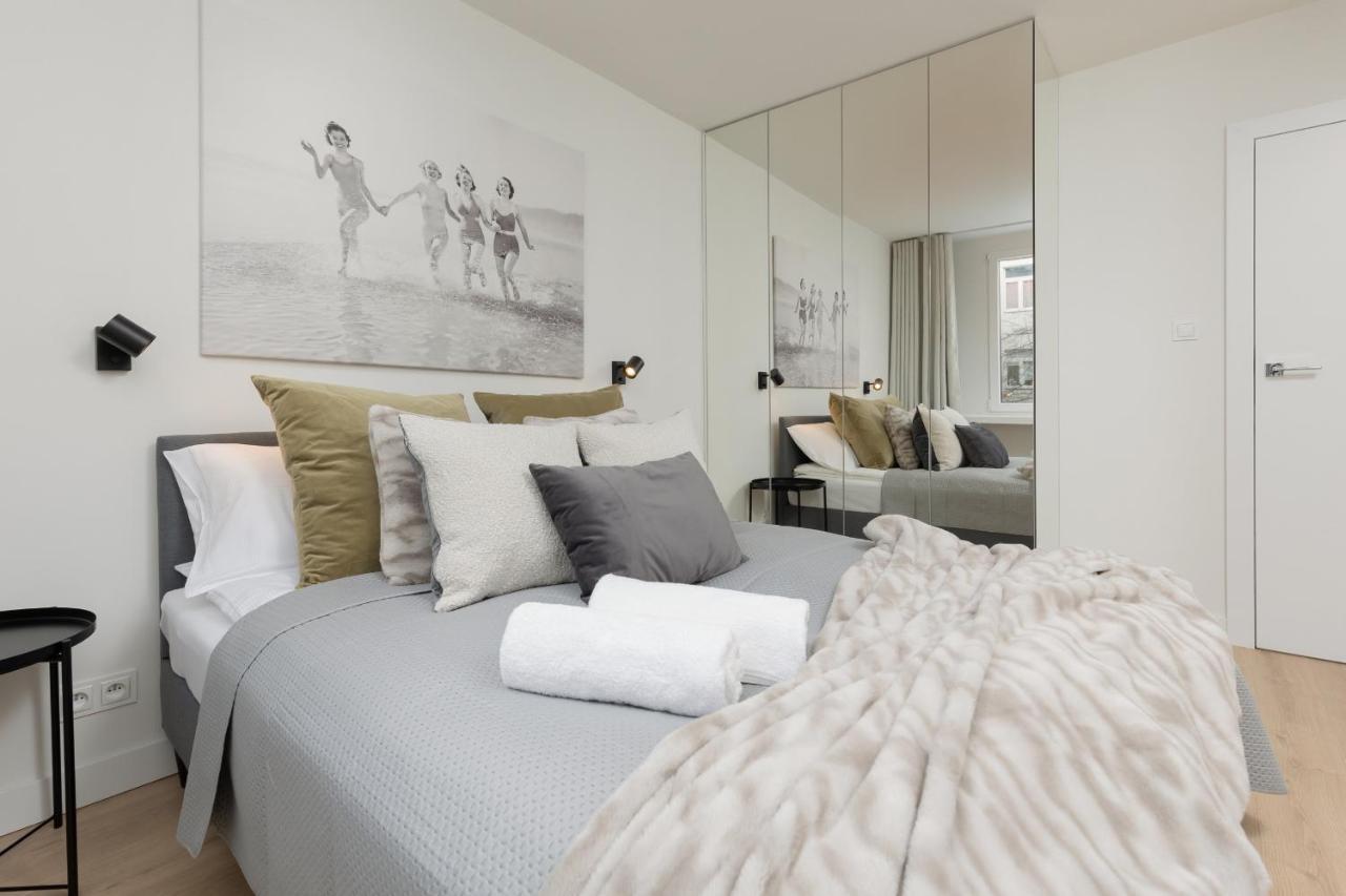 Cosy Dream City Center Apartment By Noclegi Renters Warszawa Exteriör bild