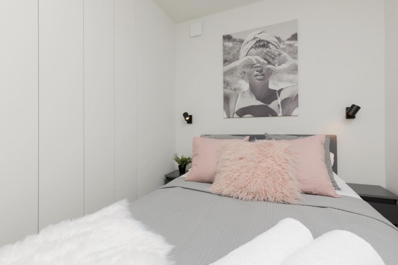 Cosy Dream City Center Apartment By Noclegi Renters Warszawa Exteriör bild